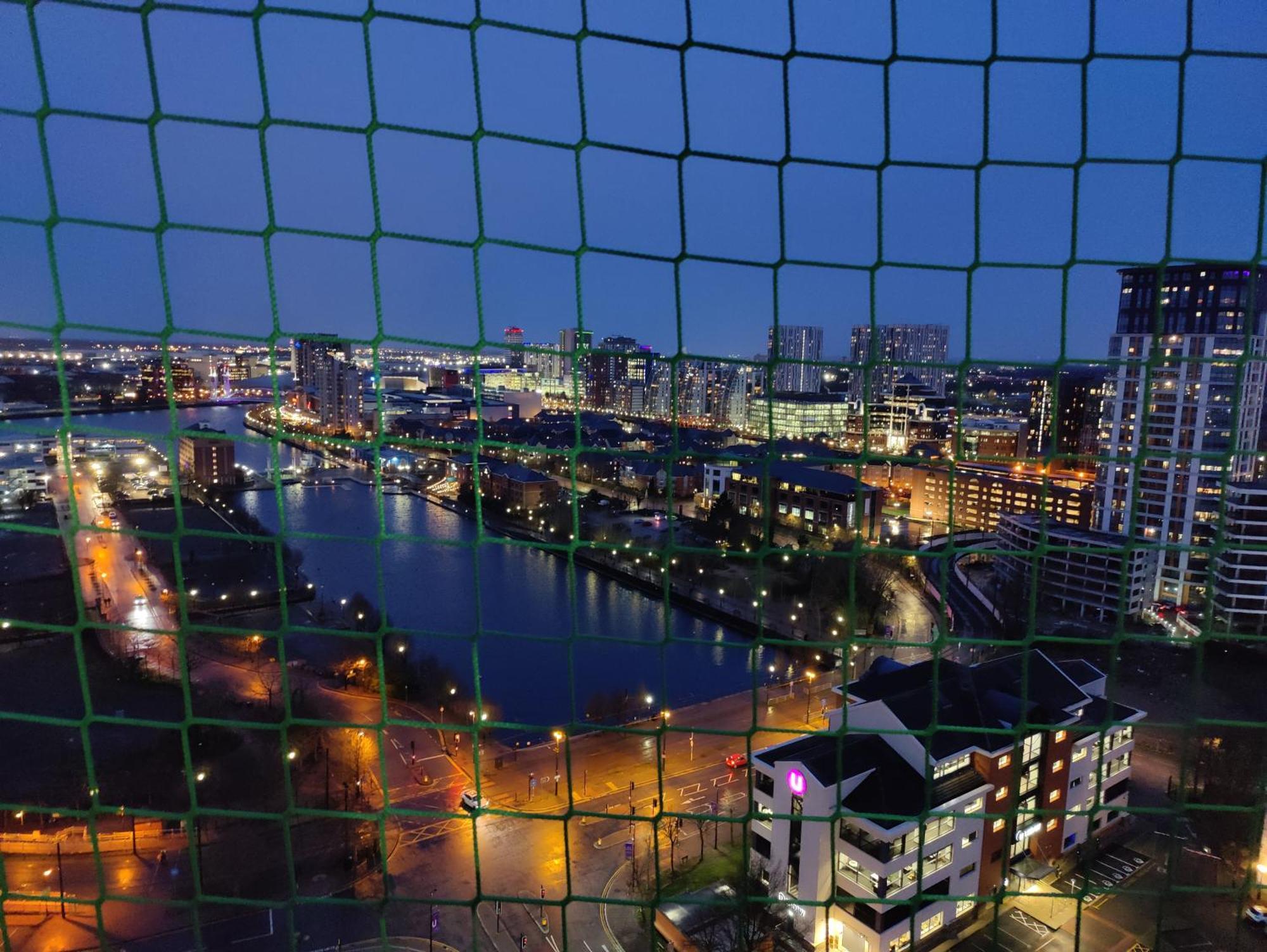 Quayside Penthouse 2 Bedroom Ensuite Near Media City & Manchester United Ngoại thất bức ảnh