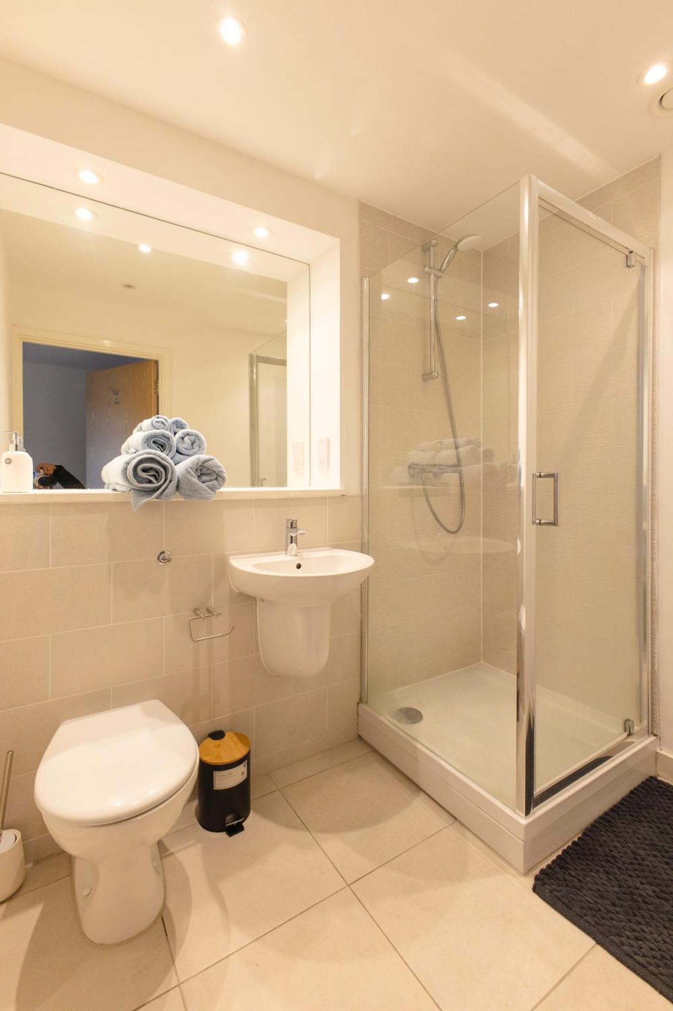 Quayside Penthouse 2 Bedroom Ensuite Near Media City & Manchester United Ngoại thất bức ảnh